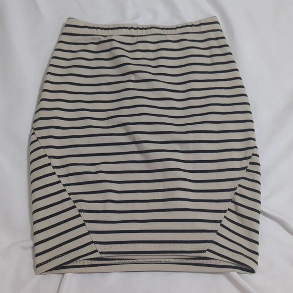 BDG Striped Pencil Mini Skirt w/ Pockets, Color Cream/Black Size S - Picture 8 of 11
